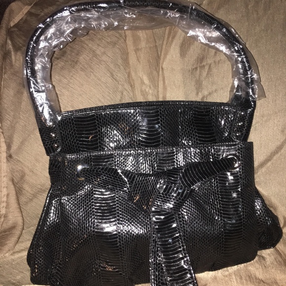 👜BeautiControl Purse - Picture 2 of 7